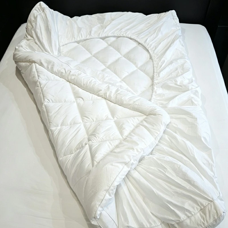 Deep Pocket Fitted Microfiber Quilted Hotel Mattress Topper high quality