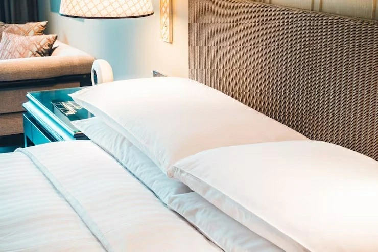 Hollow Fiber Hotel Bed Pillows factory
